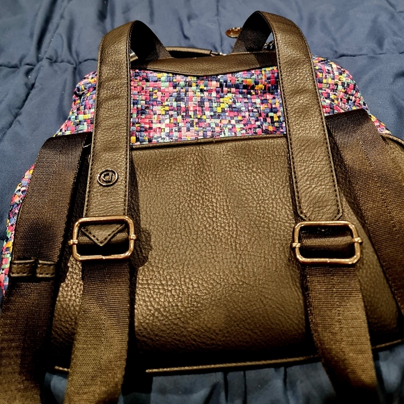 DESIGUAL BACKPACK NEW - Picture 6 of 8